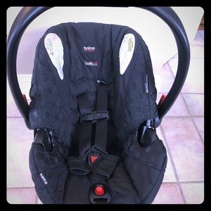 Britax bsafe 35 infant carseat